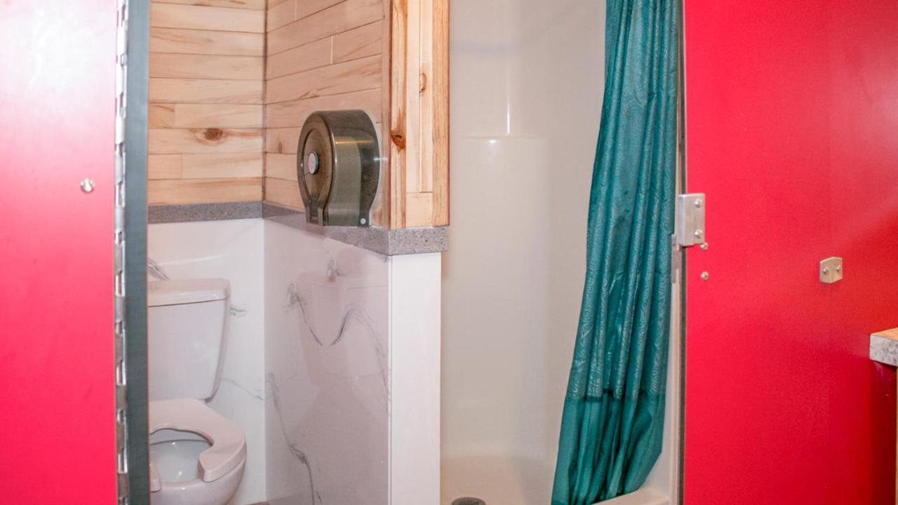 Outdoor Glamping Large 5Th Wheel Setup Ok4A Apartment โมอาบ ภายนอก รูปภาพ